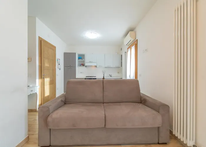 Brorent-casa Chic Olbia