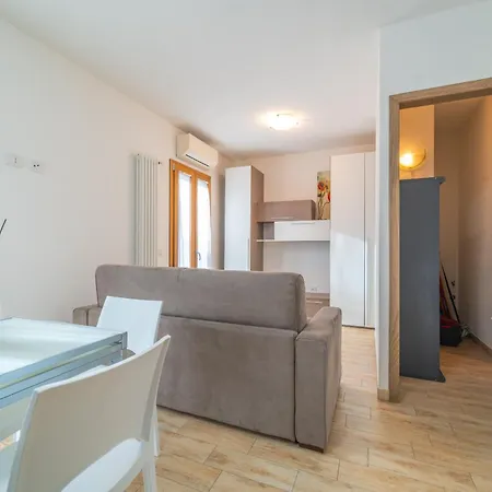 Brorent-casa Chic Lägenhet *